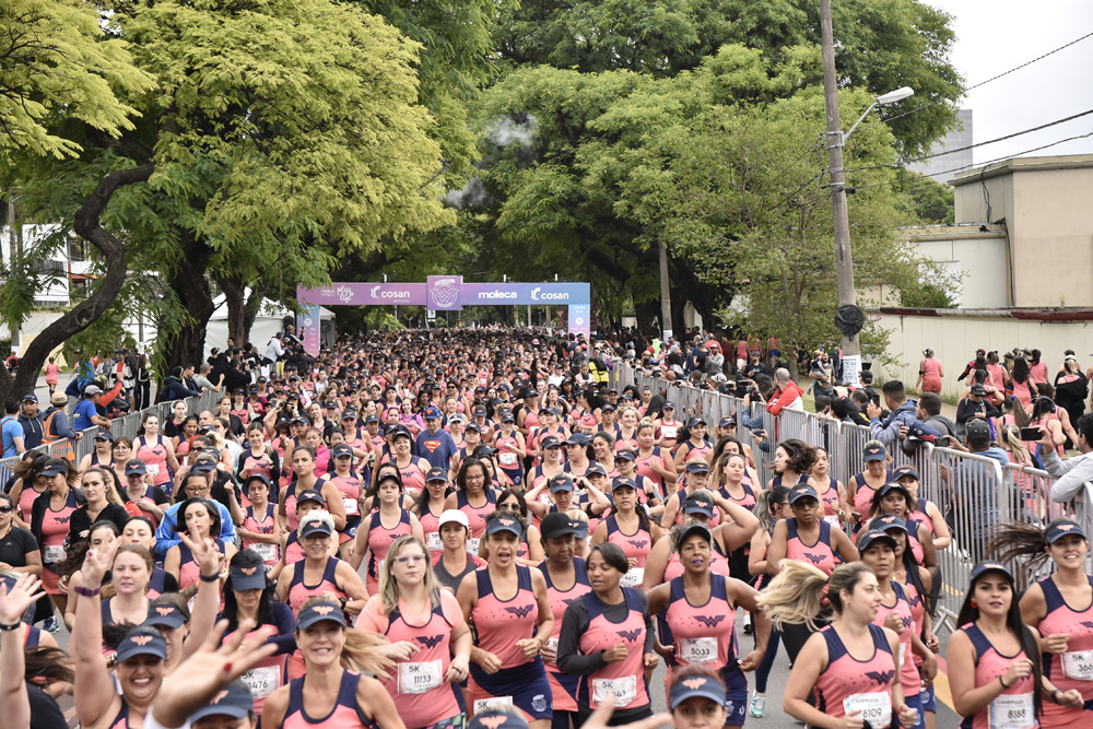 Galeria Mulher-Maravilha Summer São Paulo