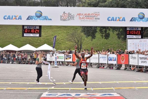 Joziane Cardoso garante o tri na Meia  Maratona Internacional de São Paulo